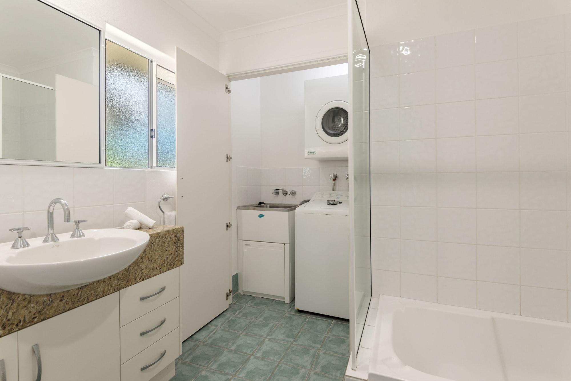 Tropical Nites Resort Port Douglas